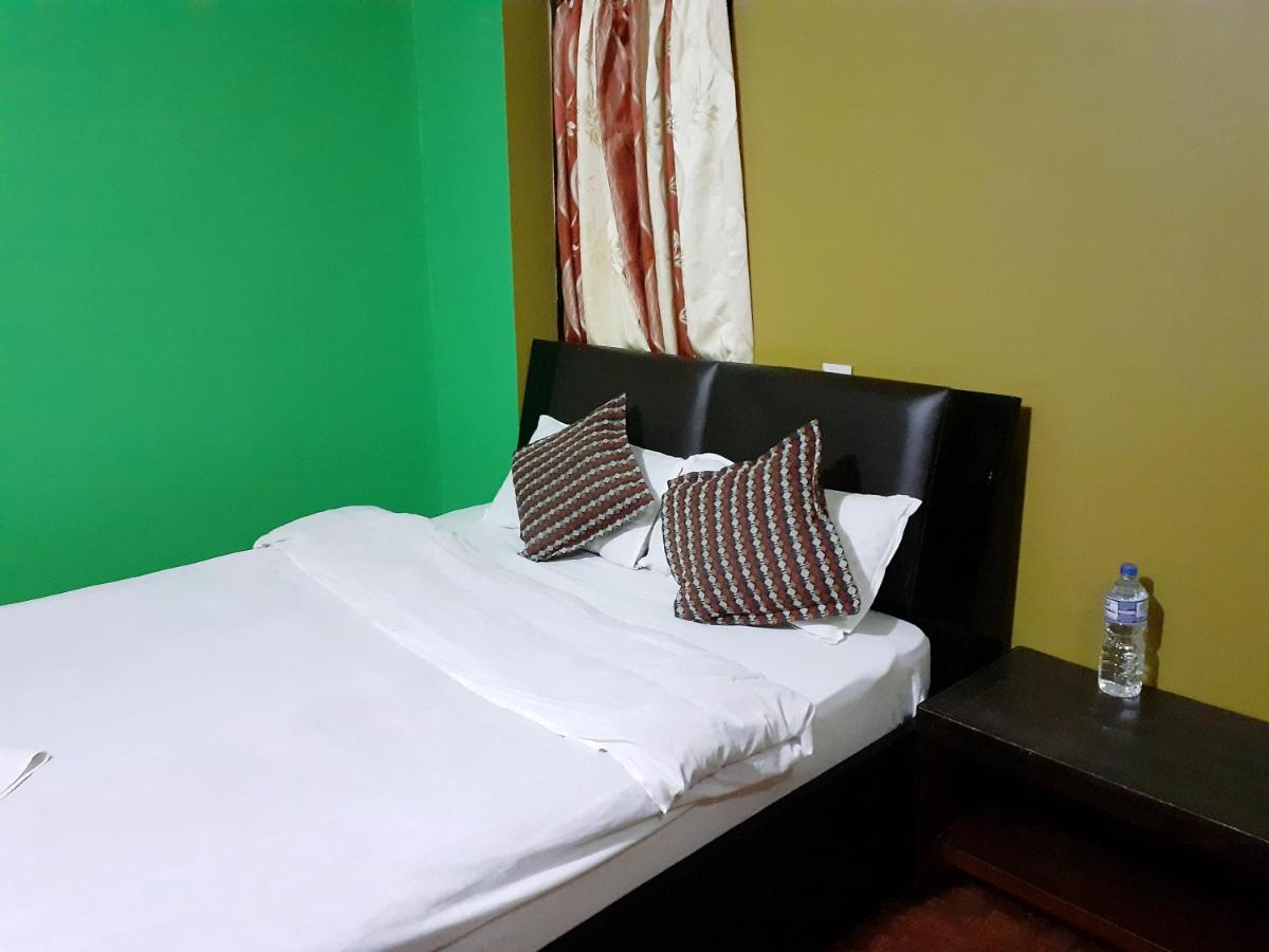 Ambience House Hotel Lalitpur Exterior foto