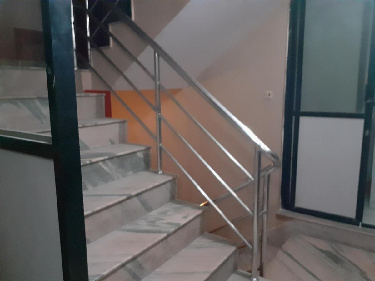 Ambience House Hotel Lalitpur Exterior foto